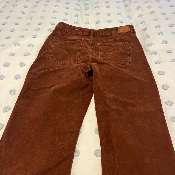 American Eagle brown corduroy wide bottom size 8 - Picture 5 of 7